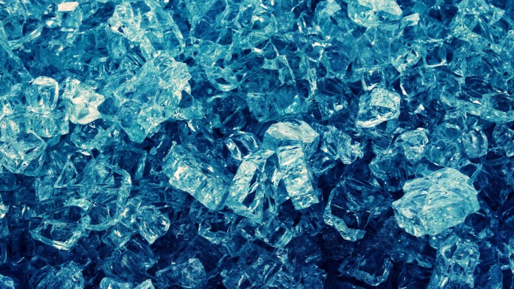 Mit 145 km/h bäuchlings durch den Eiskanal